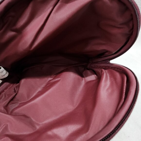*New Low Price* Red Embroidered Cosmetic Bag Set - Picture 7 of 8